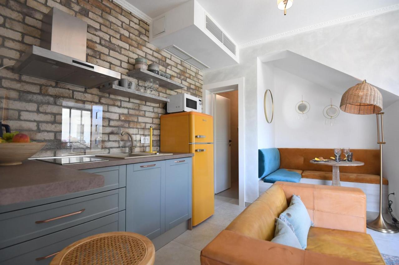 Apartments Camellia Zadar Bagian luar foto