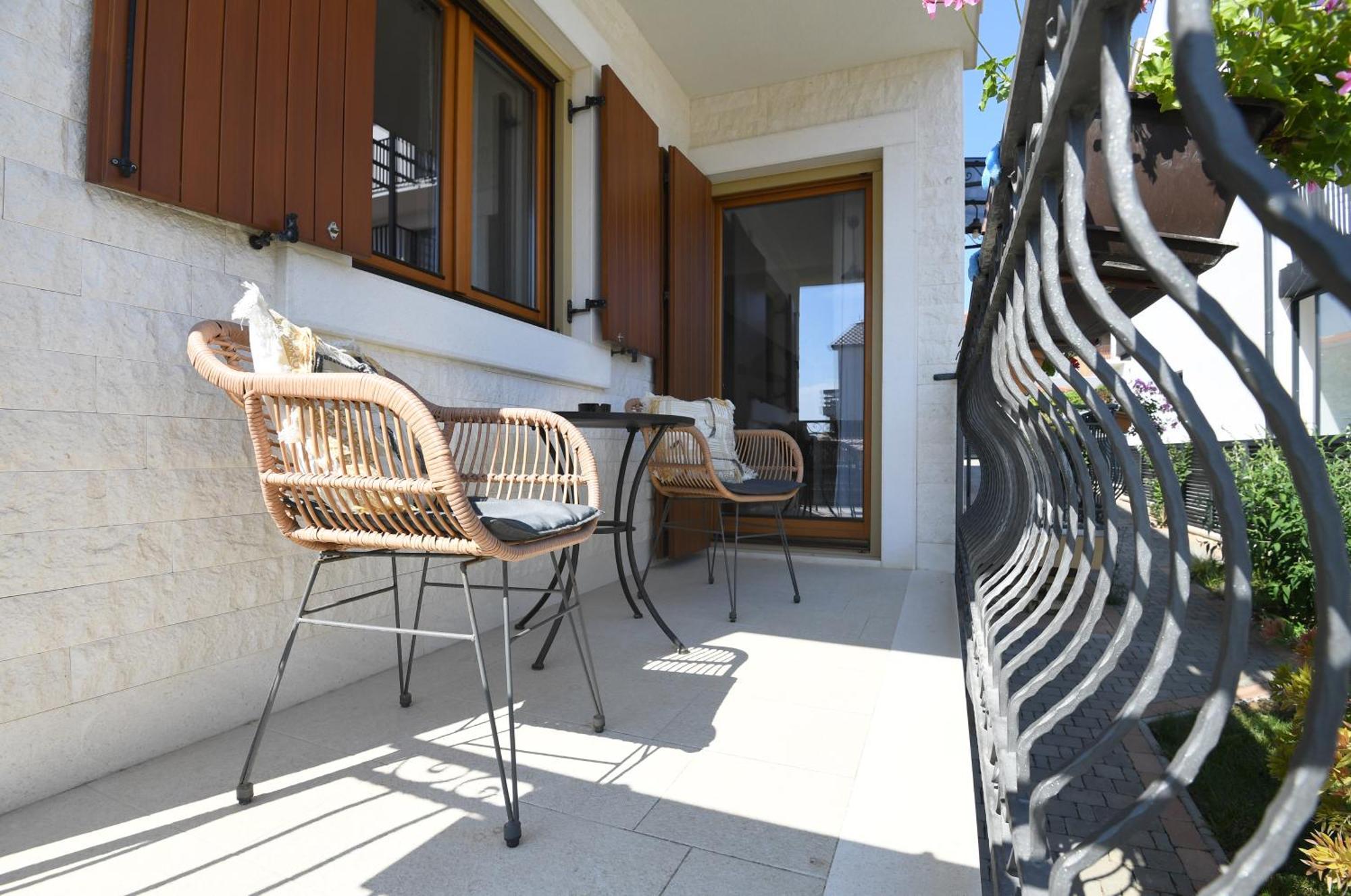 Apartments Camellia Zadar Bagian luar foto